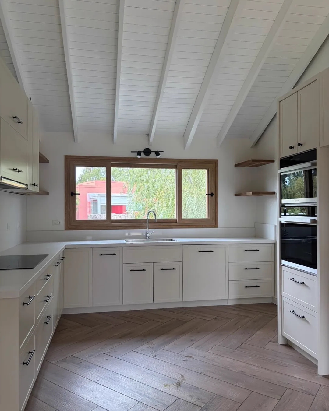 Cocina laqueado, herraje clásico